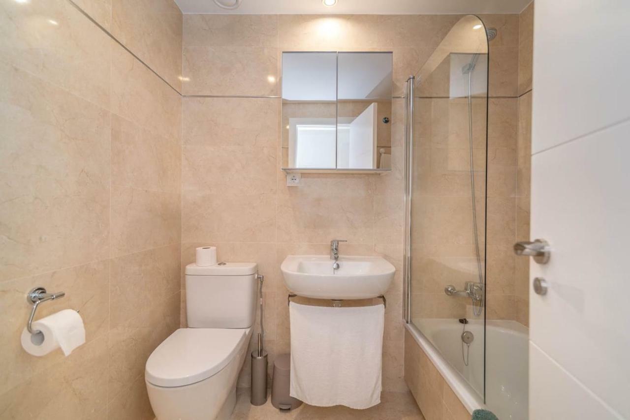 Апартаменти Recently Decorated 2Bdr Penthouse In Фуенхірола Екстер'єр фото